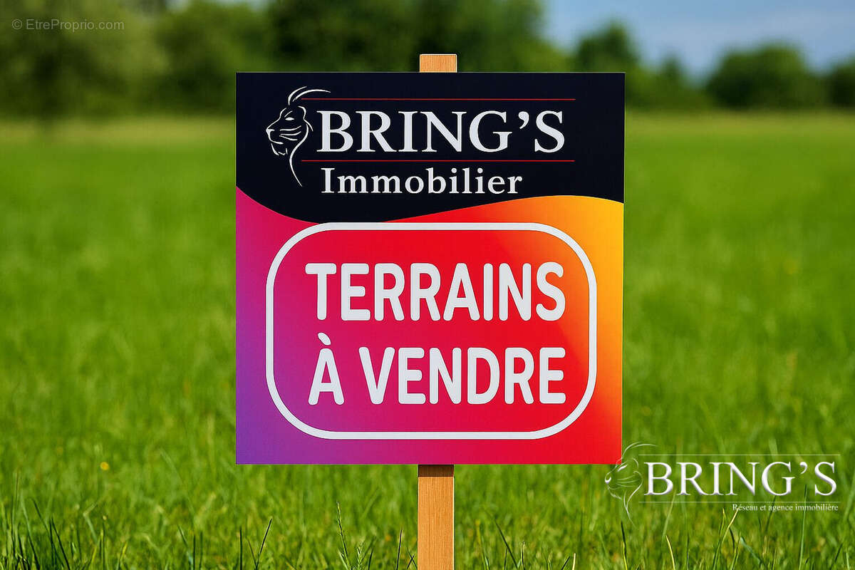 Terrain à SOUDAN