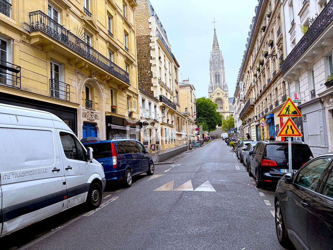 Appartement à PARIS-20E