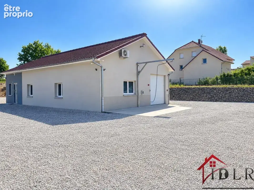 Maison individuelle T6 et local professionnel - photo 3