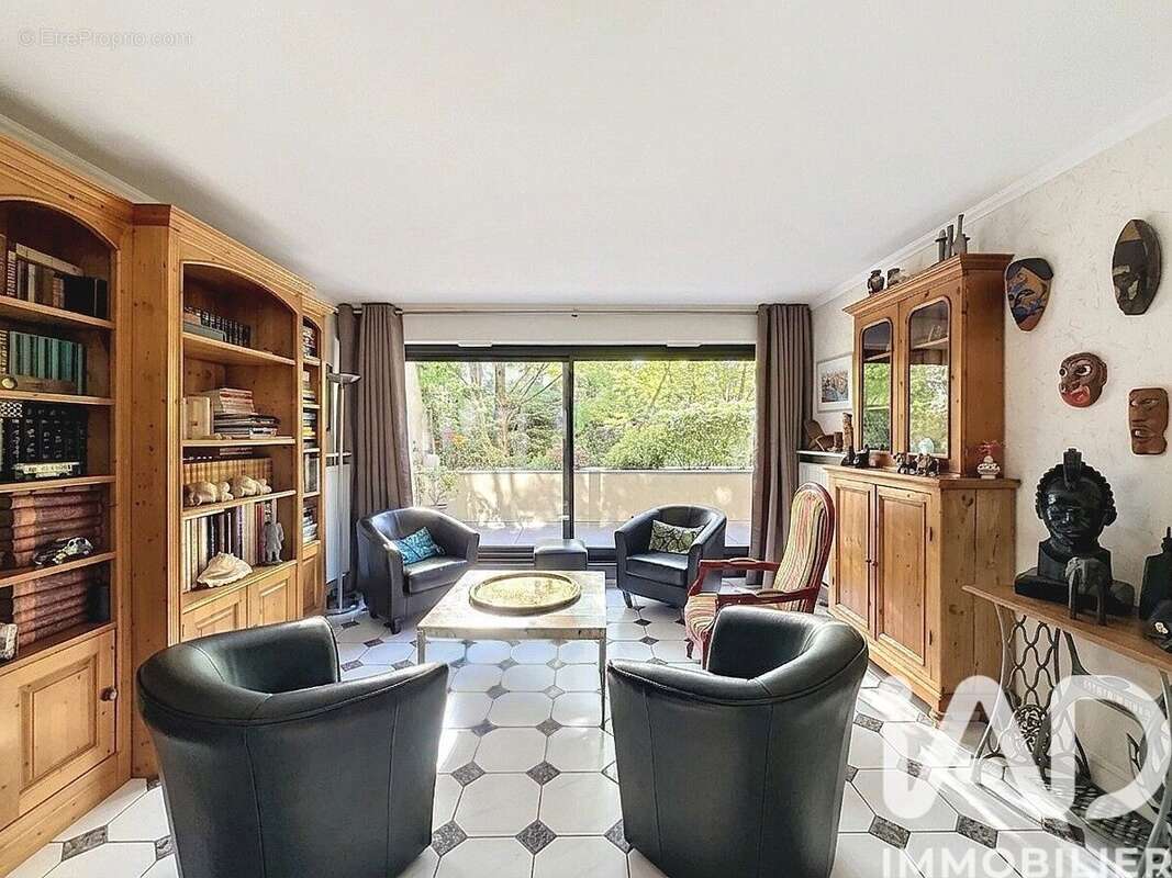 Photo 2 - Appartement à VERRIERES-LE-BUISSON