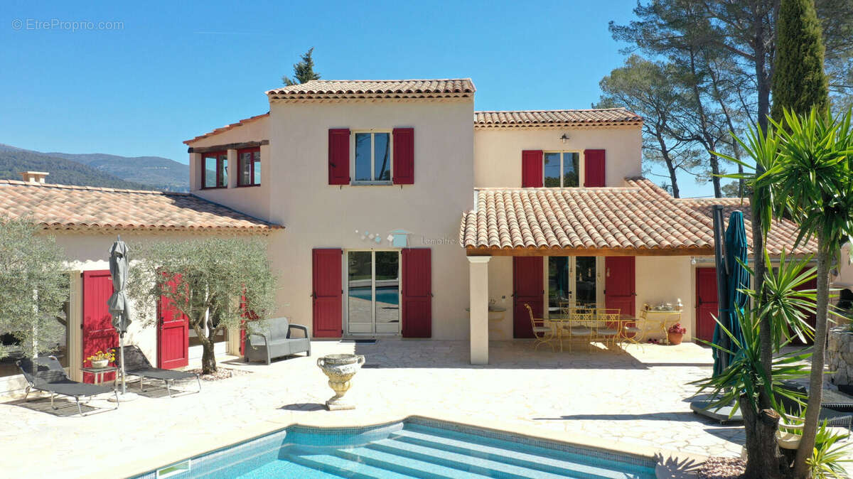 Maison à PEYMEINADE