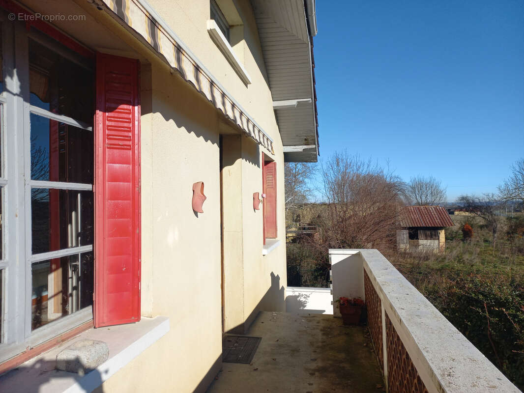 Maison 93 m² à Castelnau-Magnoac  - photo 16