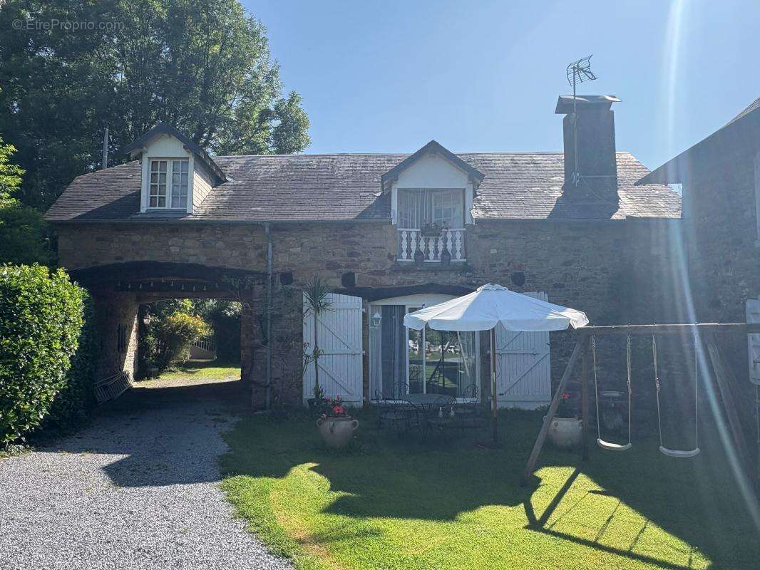 Maison à HAUT-DE-BOSDARROS