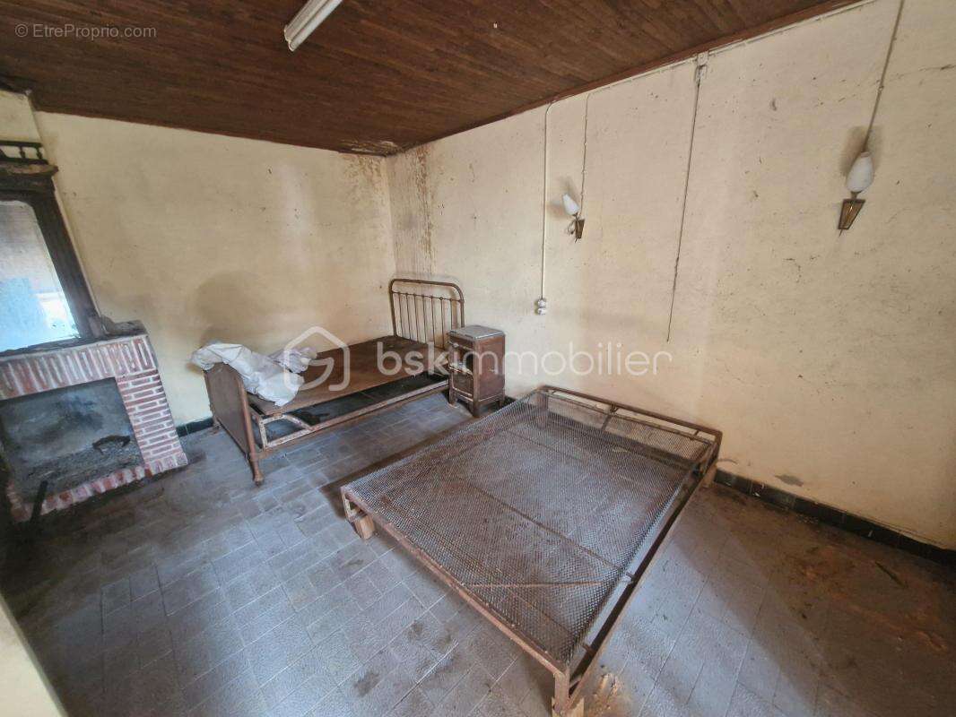 Maison à SAINT-QUENTIN-DE-CAPLONG