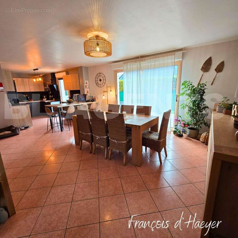 Copie de Sous OOFRE St Nico (600 x 600 px) (1500 x 1000 px) (1500 x 1125 px_20251016_133122_0000 - Maison à LONGUEVILLE-SUR-SCIE