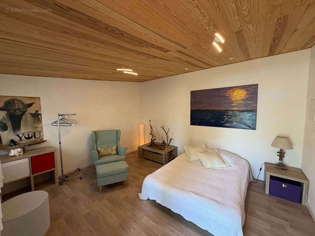 Ensemble immobilier de charme avec vue panoramique sur 2,5 hectares - photo 10