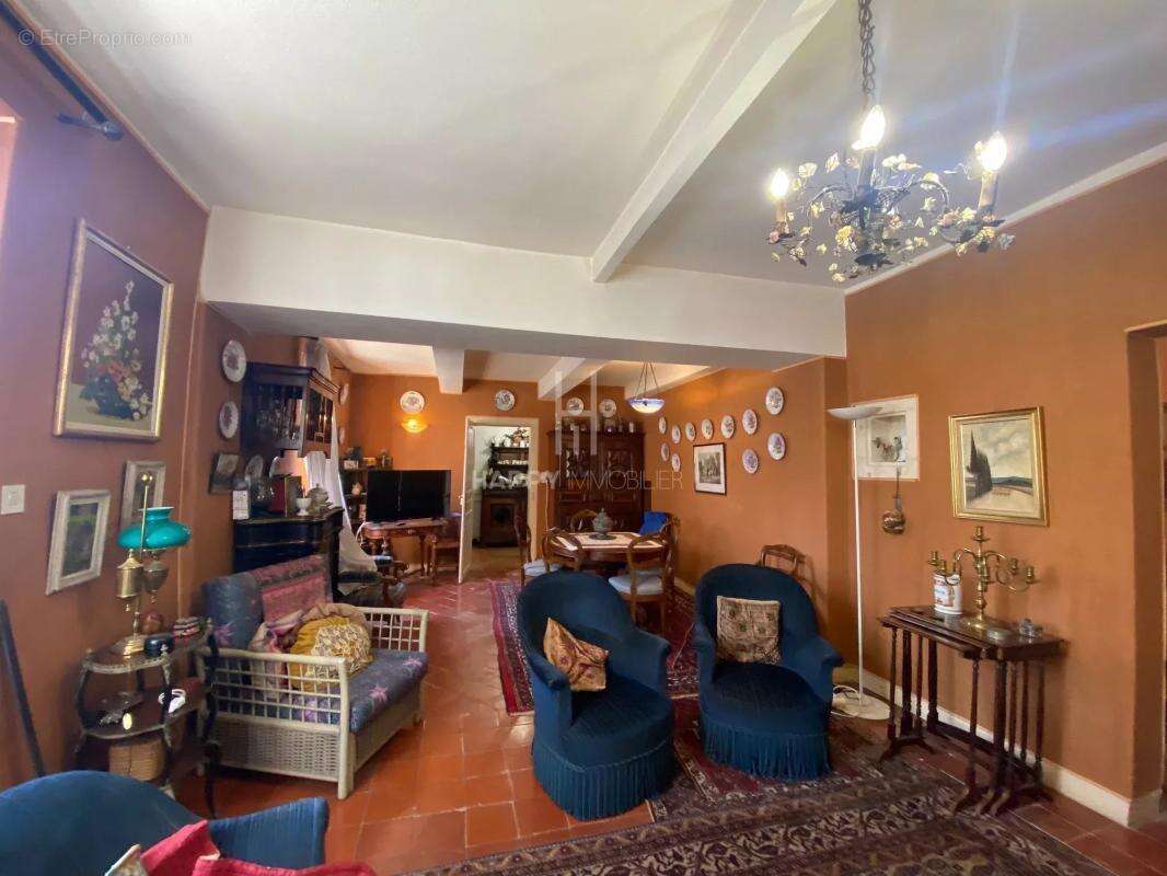 Maison à MAUSSANE-LES-ALPILLES