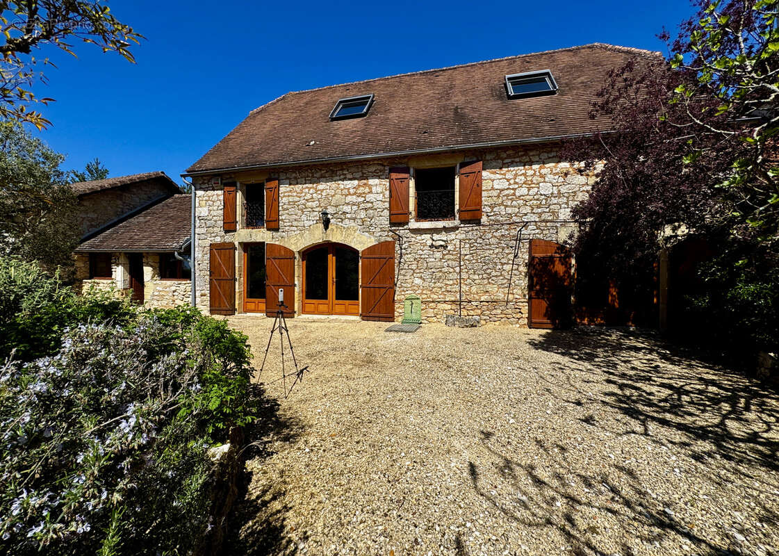 Maison à REILHAGUET