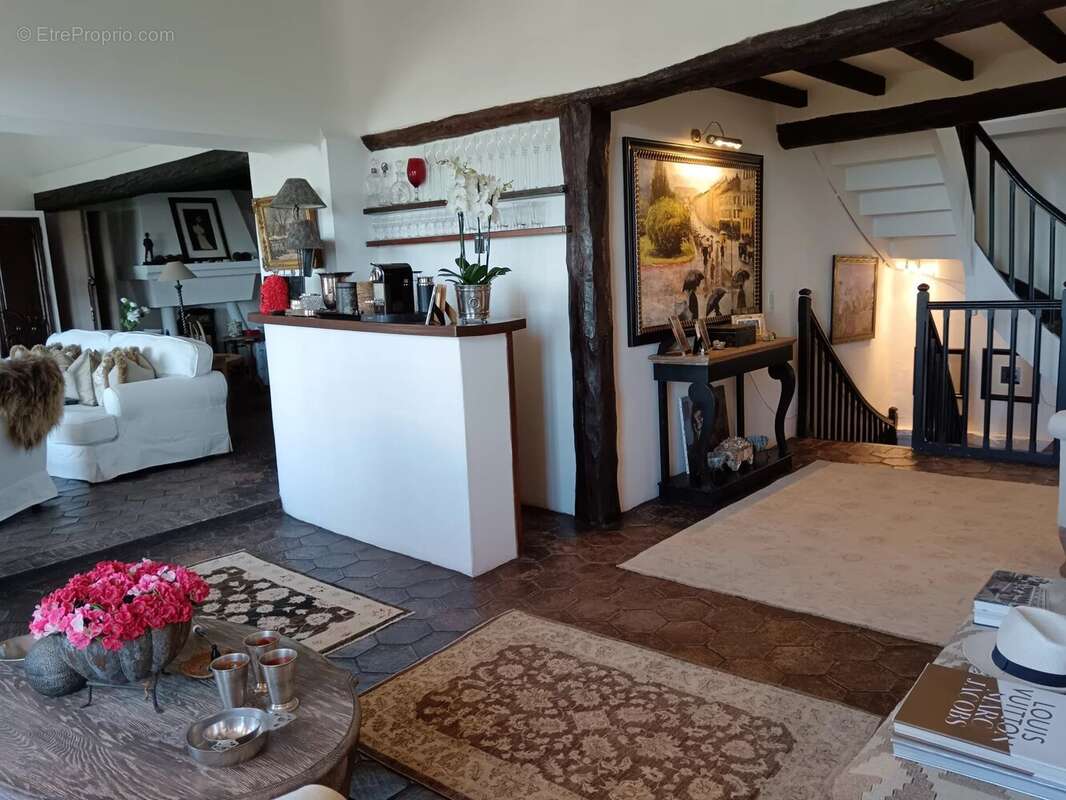 Maison à CAGNES-SUR-MER