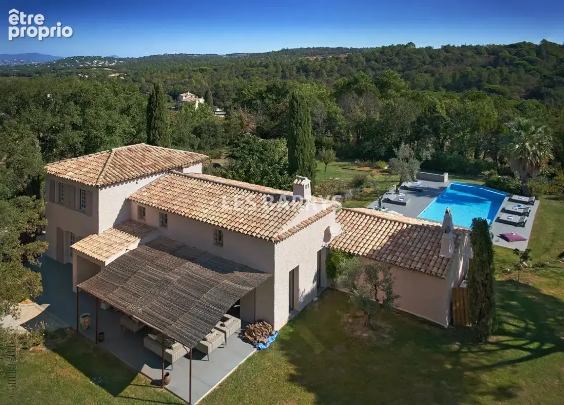 Rare villa de prestige à vendre à Gassin avec piscine et héliport - photo 28