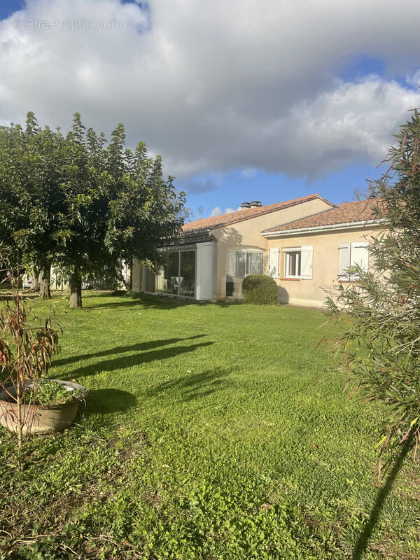 Maison à LISLE-SUR-TARN