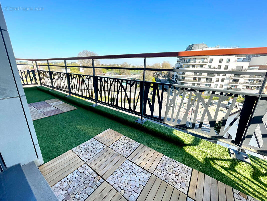 Appartement à COLOMBES