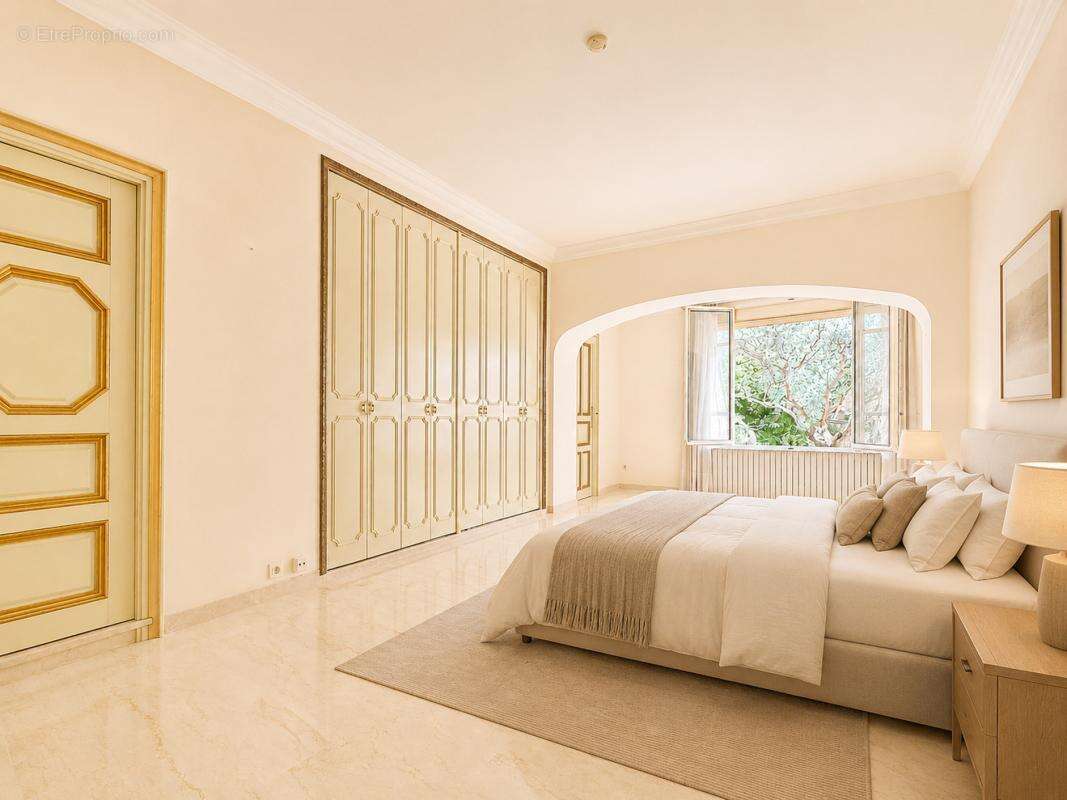 Maison 280 m² à Avignon  - photo 12