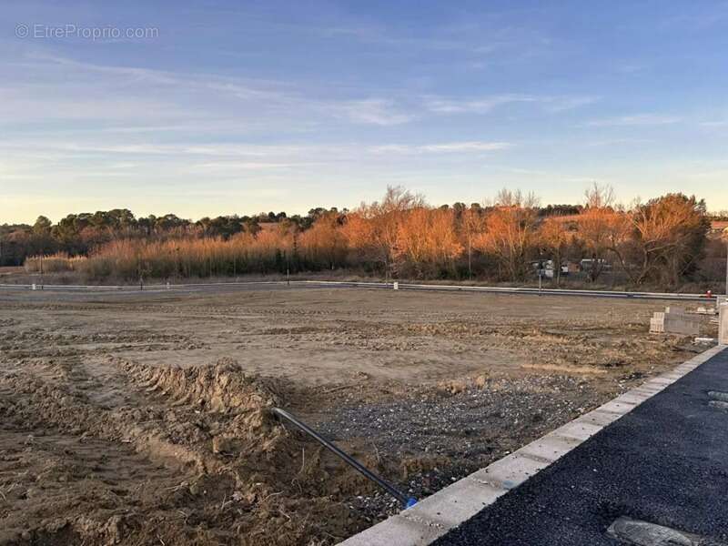 Terrain 500 m² à Cazilhac  - photo 2