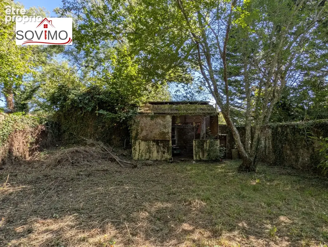 Dans le centre historique de confolens,  investissement locatif : immeuble  4 appts, cour intérieure et jardin - photo 15