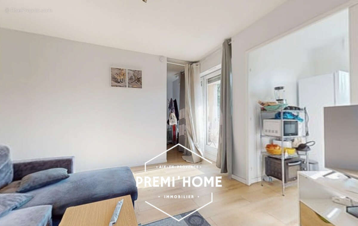 A vendre t2 loue quartier vasarely - photo 3
