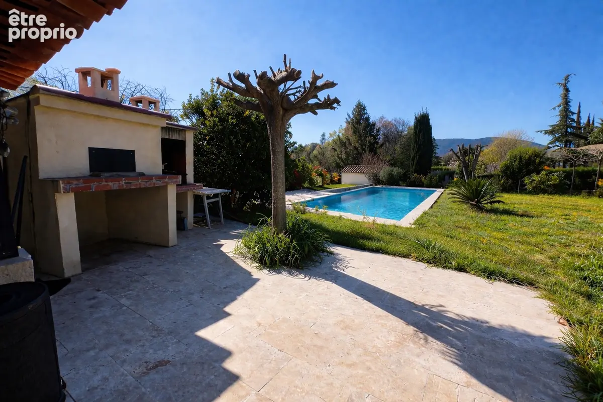 Magnifique maison T6 Saint Zacharie - photo 2