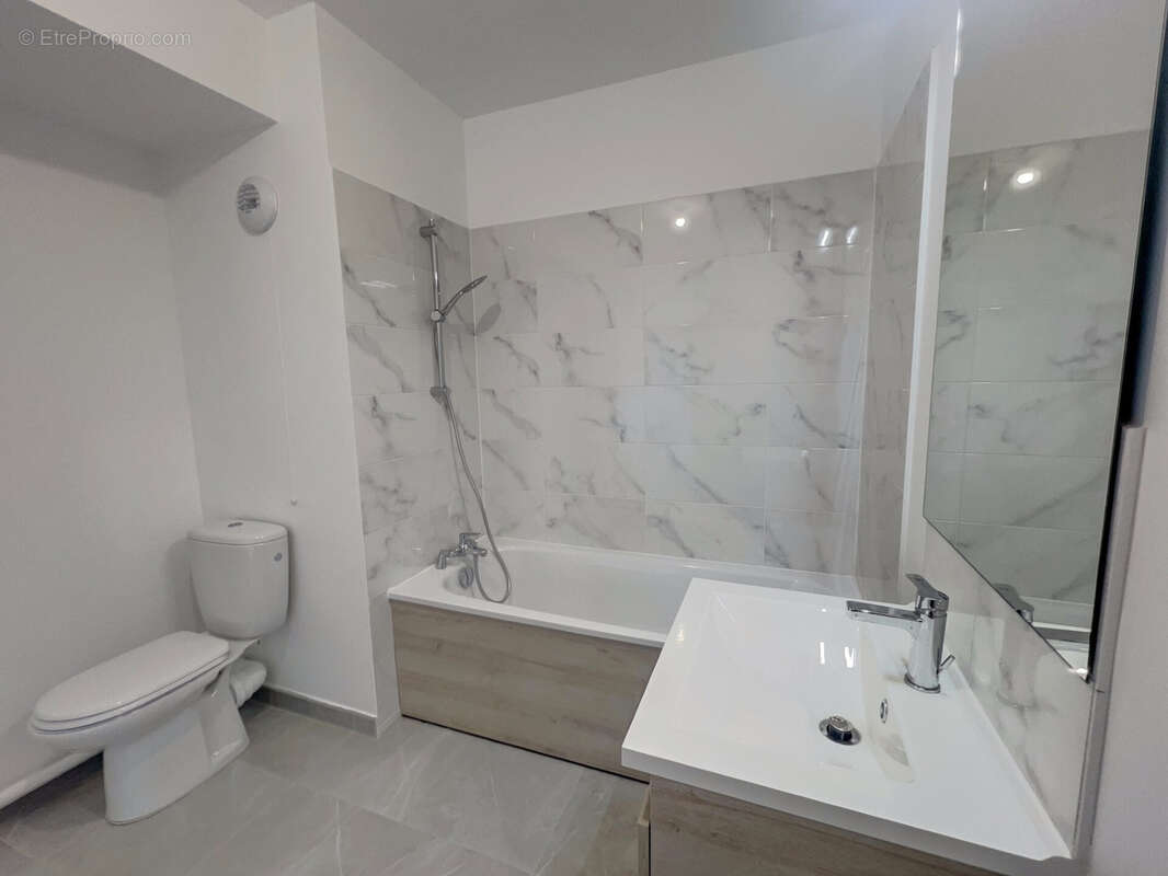 Appartement à POMPONNE