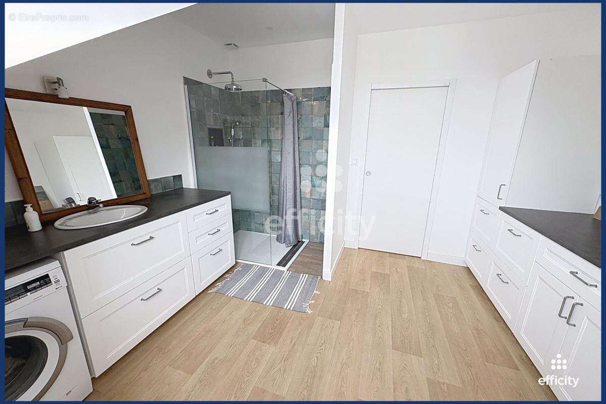 Maison 255 m² à Redon  - photo 14