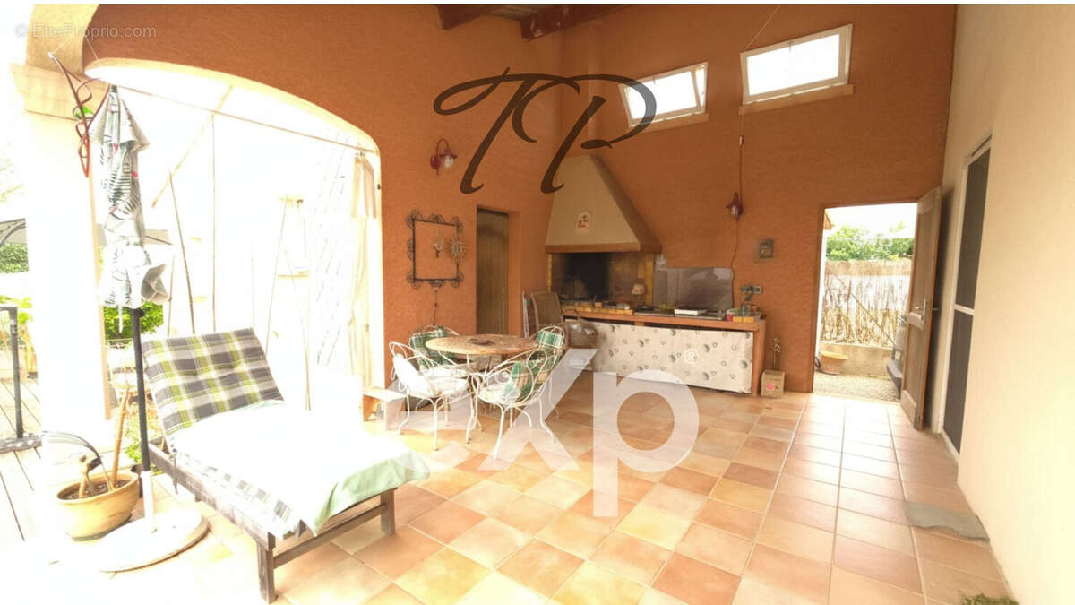 Maison 140 m² à Colombiers  - photo 3