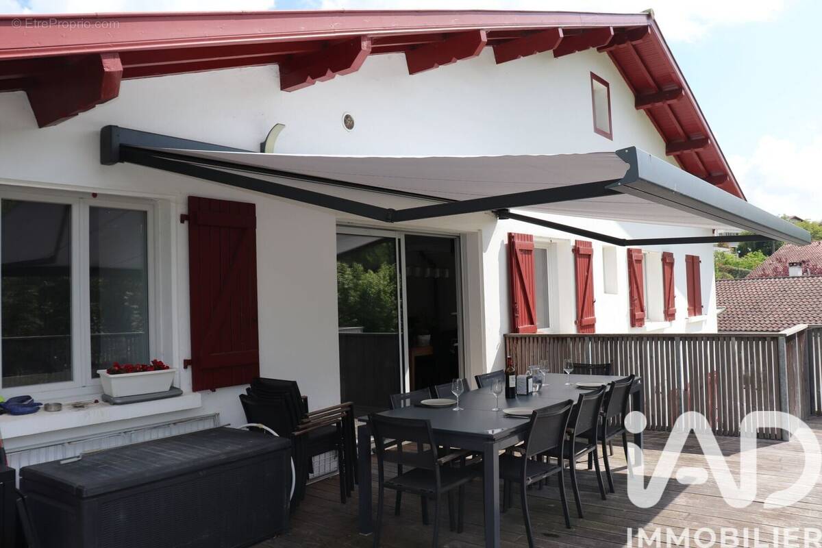 Photo 1 - Maison à URCUIT