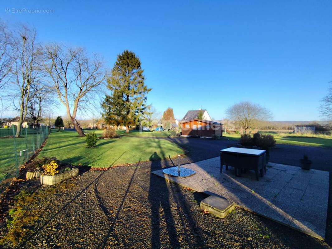 Maison à LE MESNILLARD