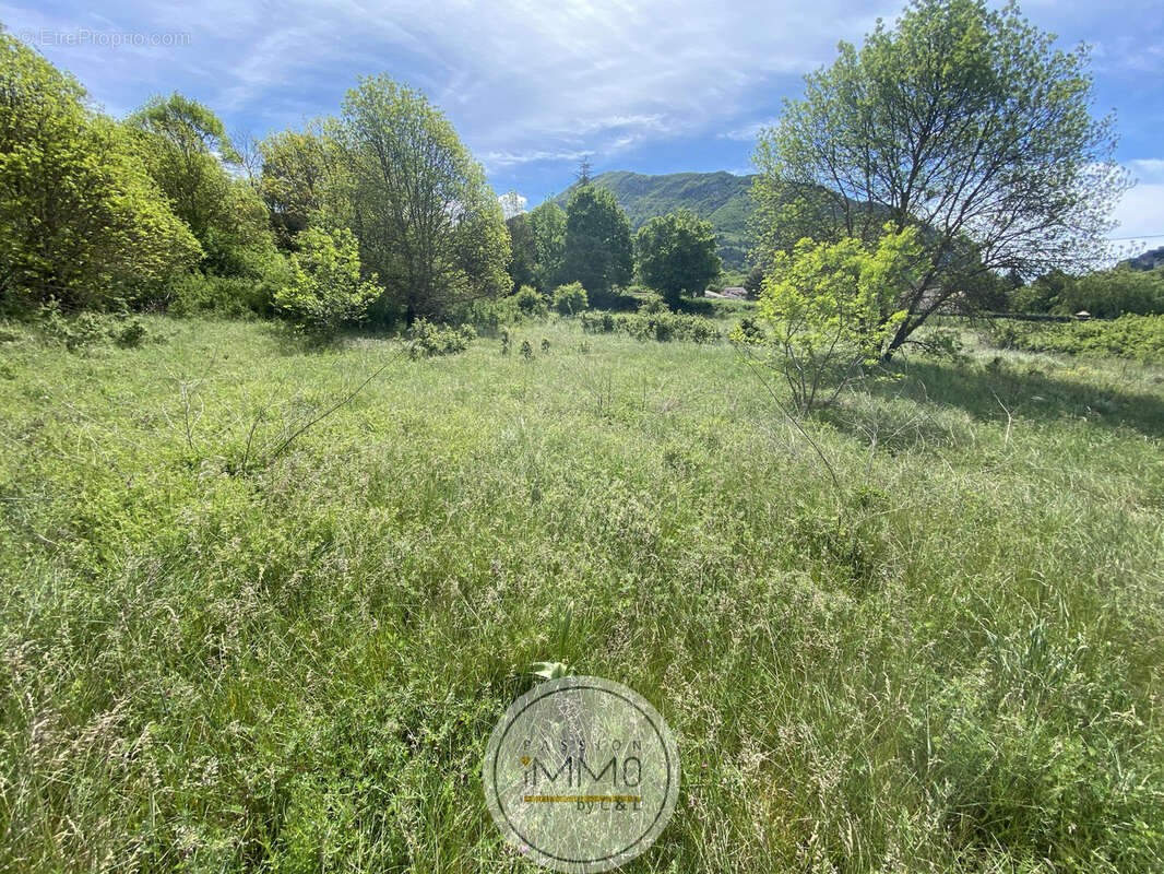 Terrain à SISTERON