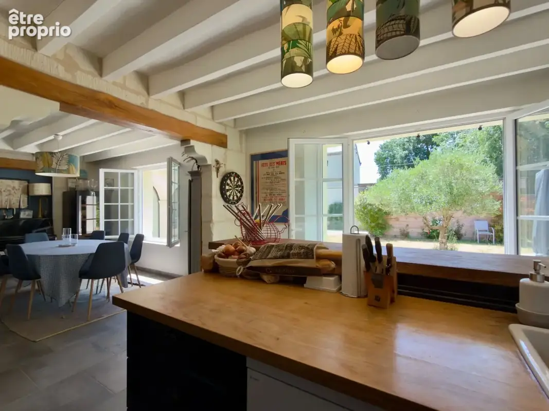 VARENNES SUR LOIRE, Longère rénovée de 134m² habitables / 151m² utiles avec garage et jardin - photo 7