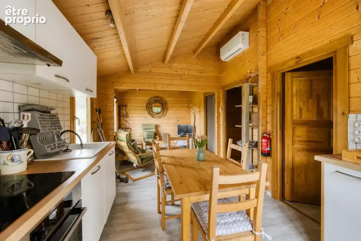 Maison de 5 pièces de 160 m² et Chalet  à Chenac-Saint-Seurin - photo 19
