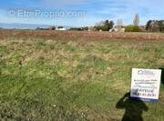 Terrain à CARPIQUET