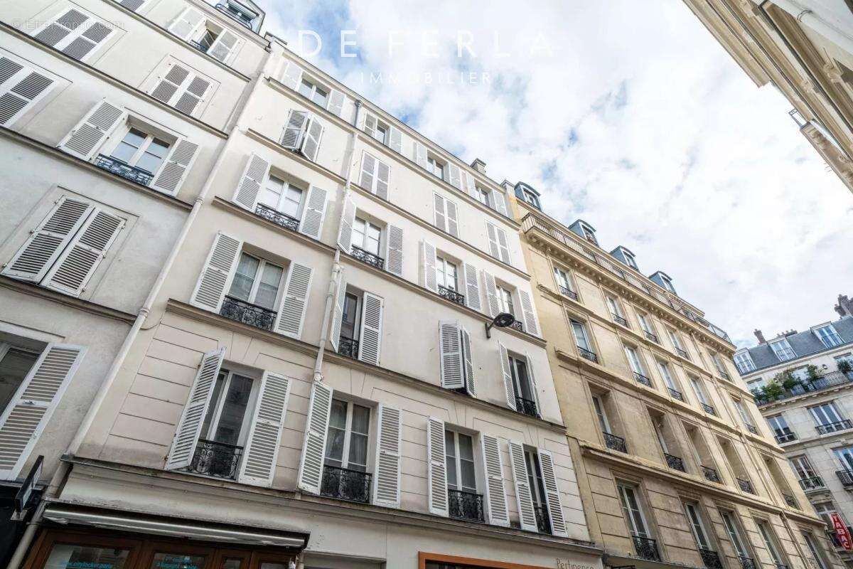Appartement à PARIS-7E