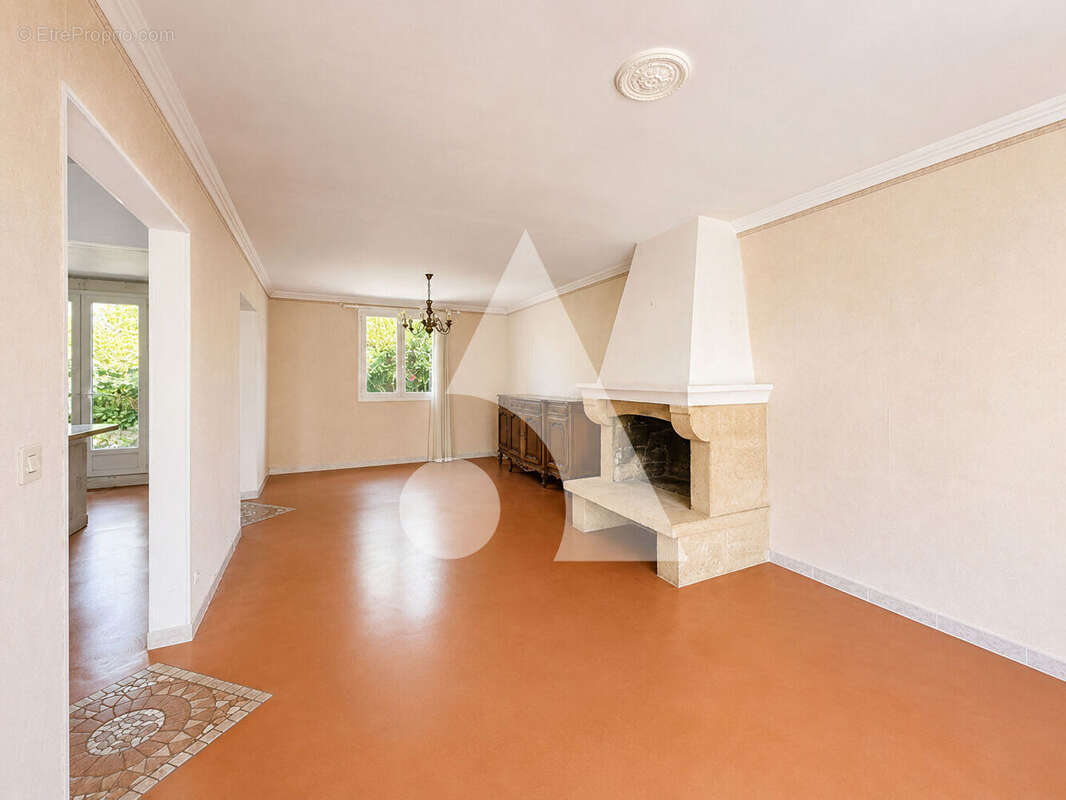 Maison Venelles 4 pièce(s) 121.31 m2 - photo 3