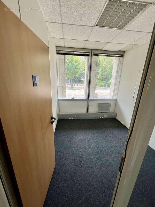 Commerce à VILLEPINTE