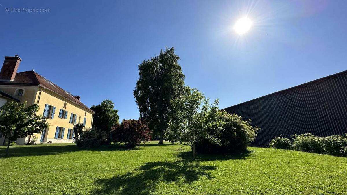 Maison à TORCY-EN-VALOIS
