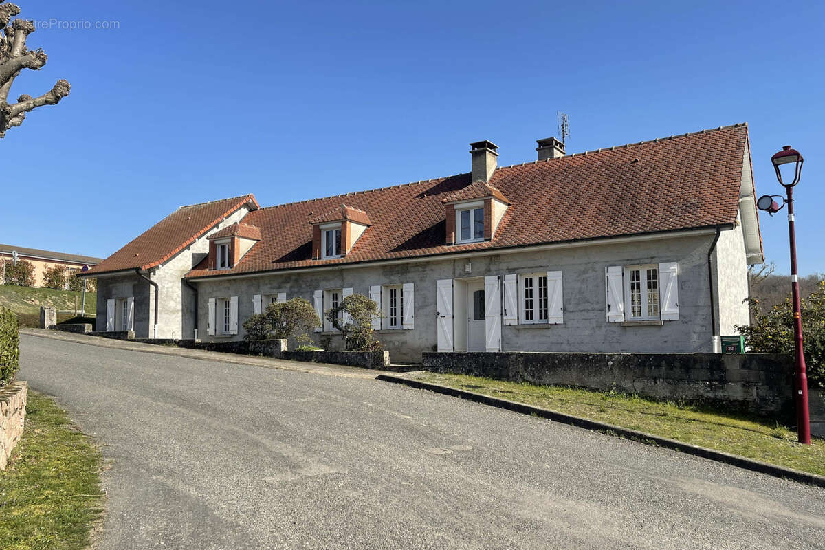 Maison à PERRIGNY-SUR-LOIRE