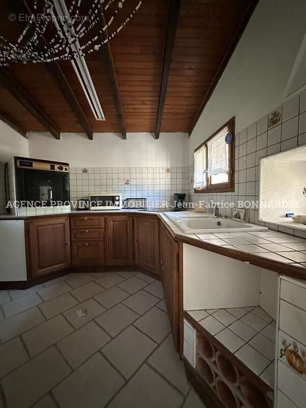 Maison 166 m² à Chantemerle-Les-Grignan  - photo 8