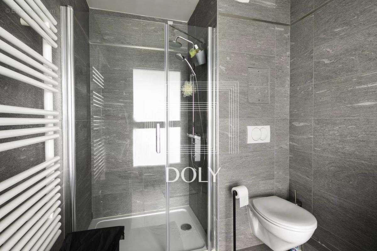 Appartement à PARIS-19E