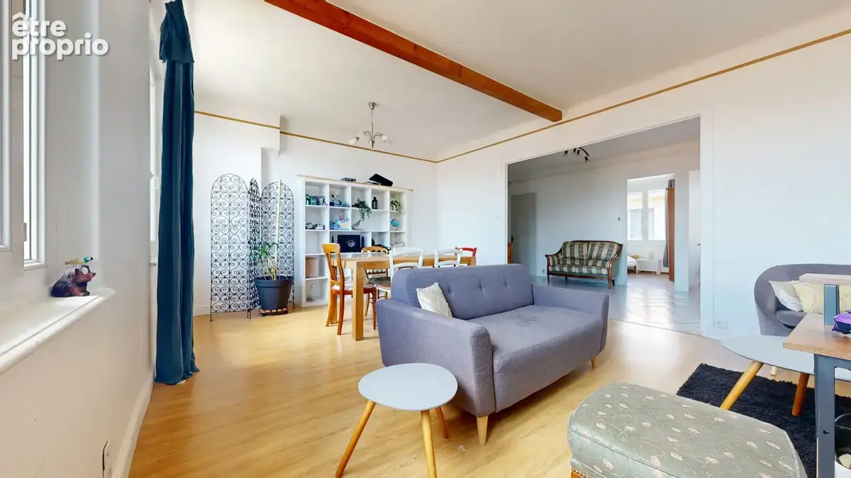 Appartement 4 pièces 81 m² à vendre à Villeurbanne (69100) - photo 2