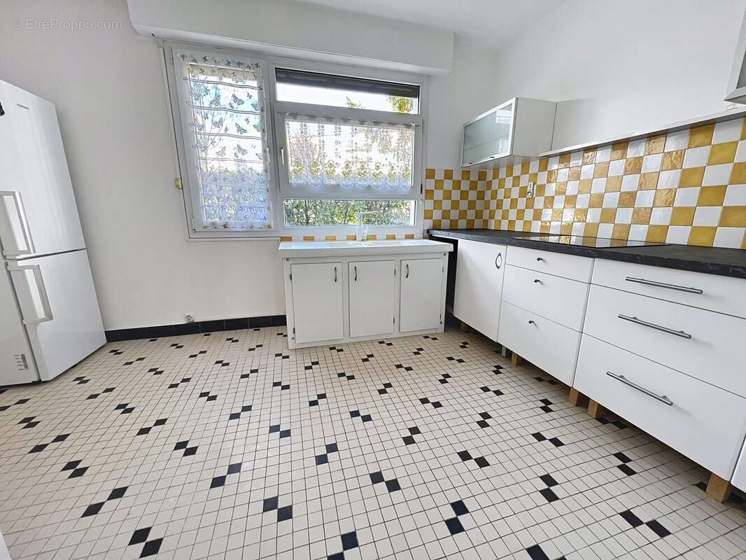 Appartement à GARCHES