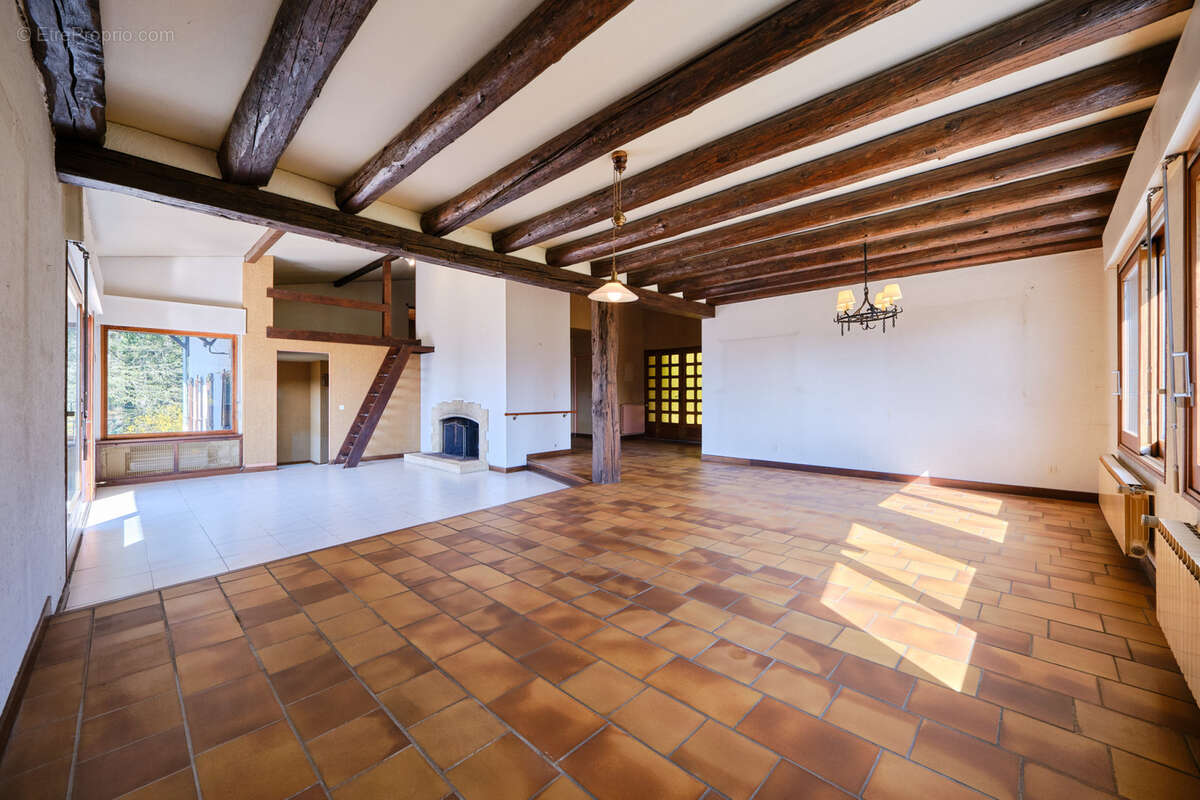 Maison à PRINGY