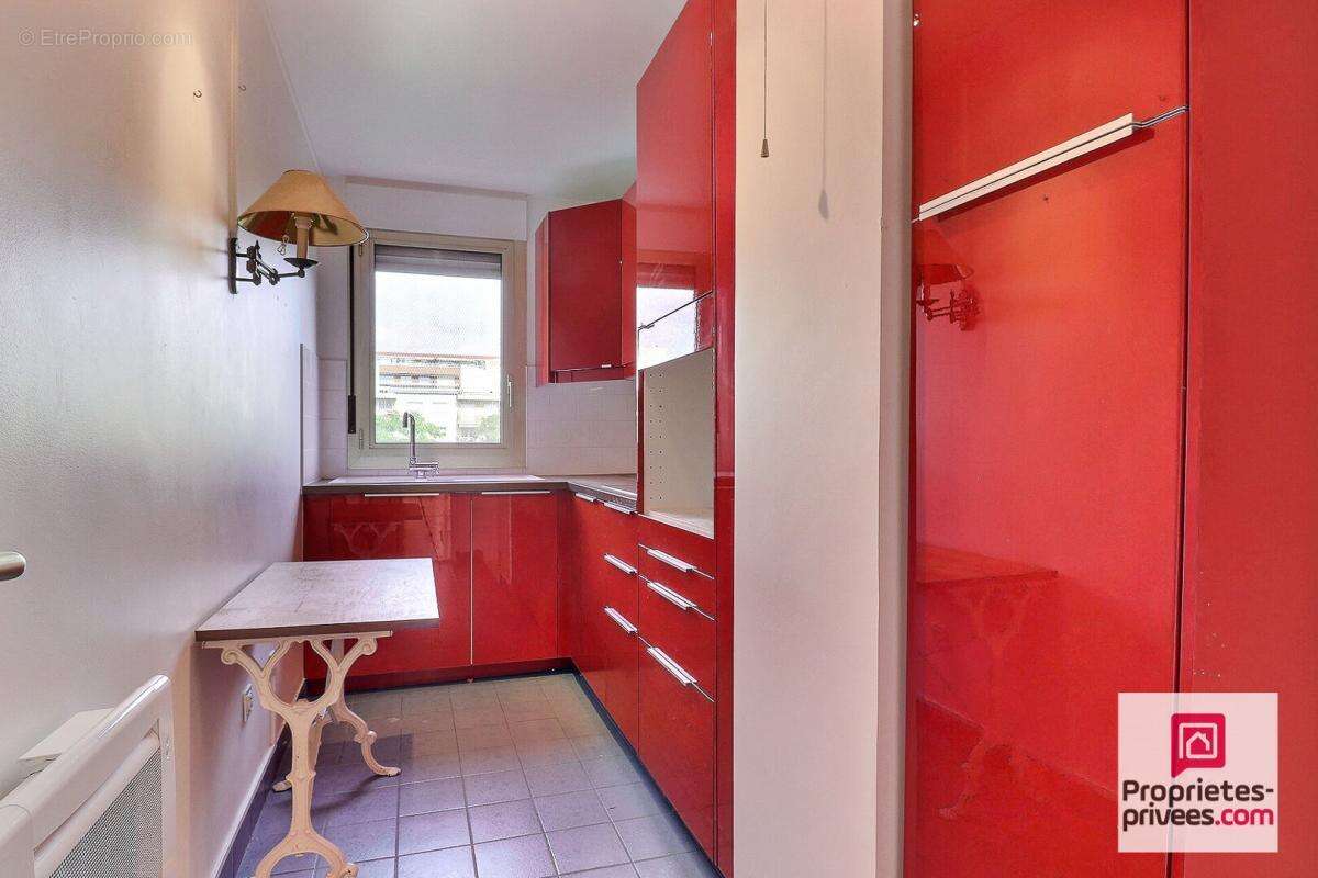 Appartement à PARIS-12E