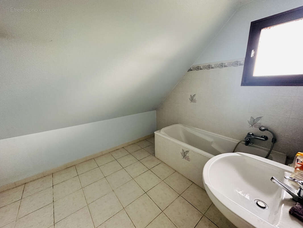 Maison à LES NOES-PRES-TROYES