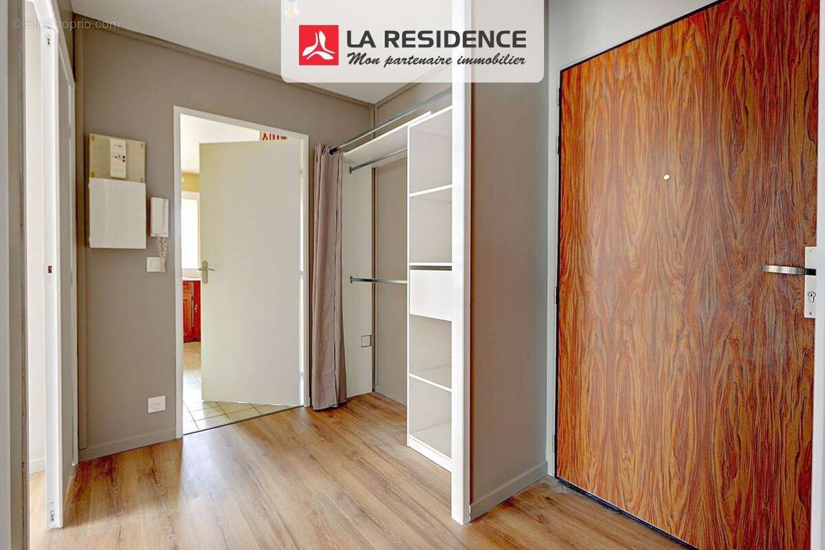 Appartement à BEAUCHAMP