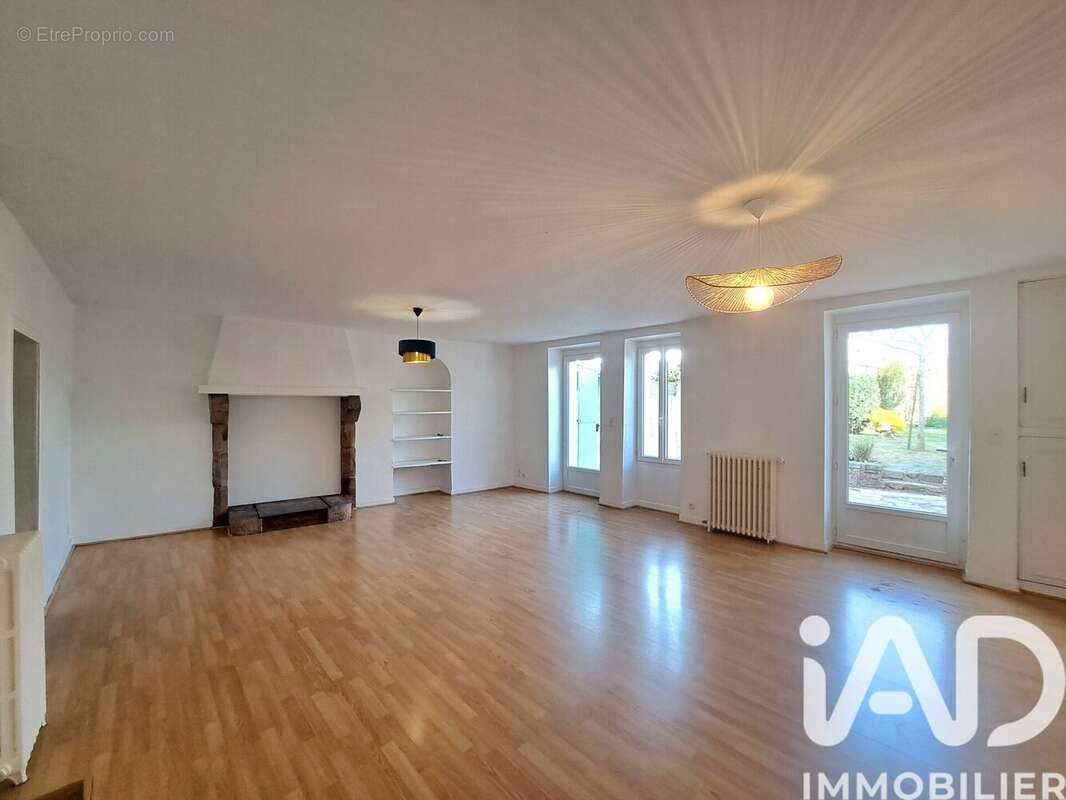 Photo 2 - Maison à LA FERRIERE