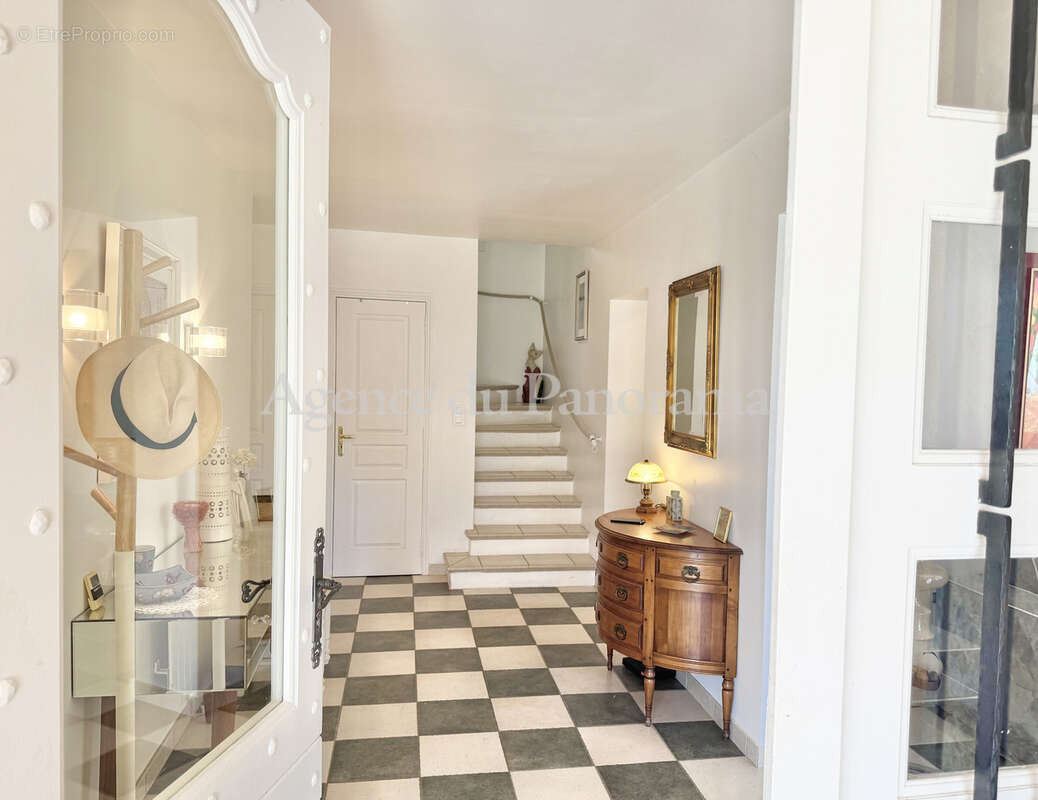 Magnifique propriete lovee dans un ecrin de verdure - photo 4