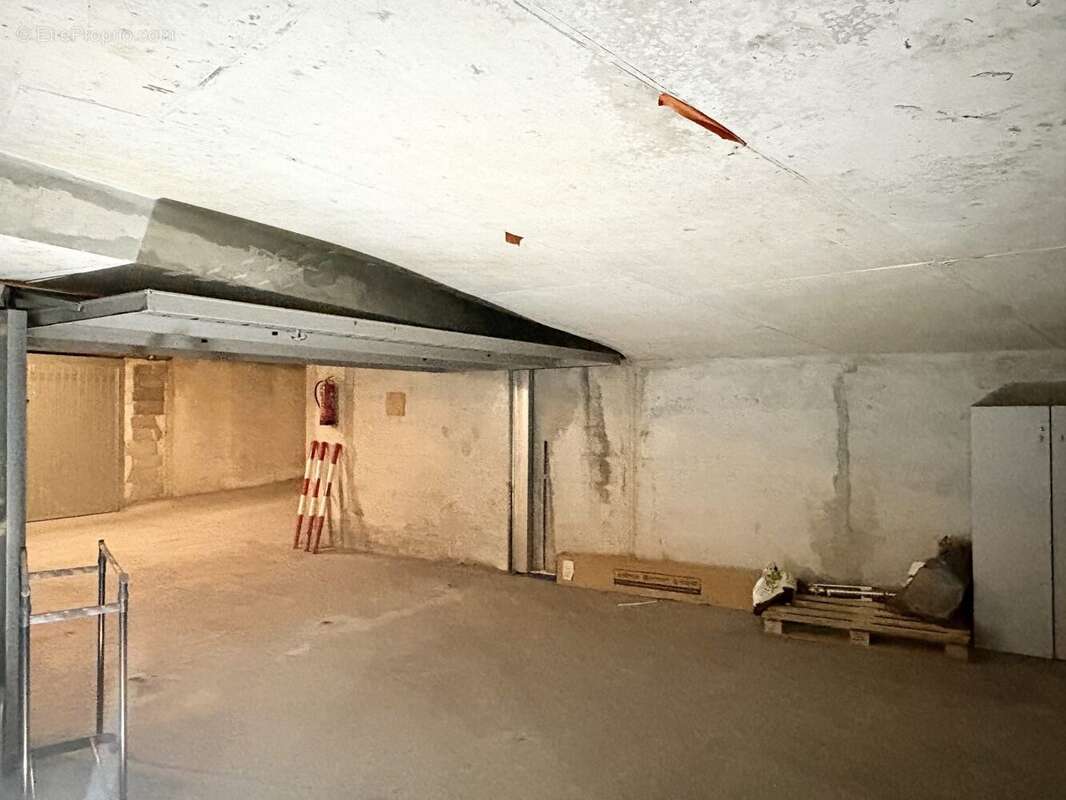 Parking à VILLEFRANCHE-SUR-MER