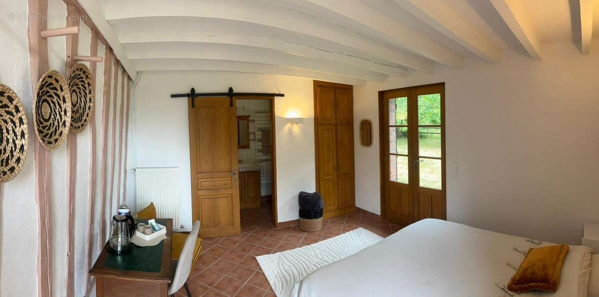 Maison à GREEZ-SUR-ROC