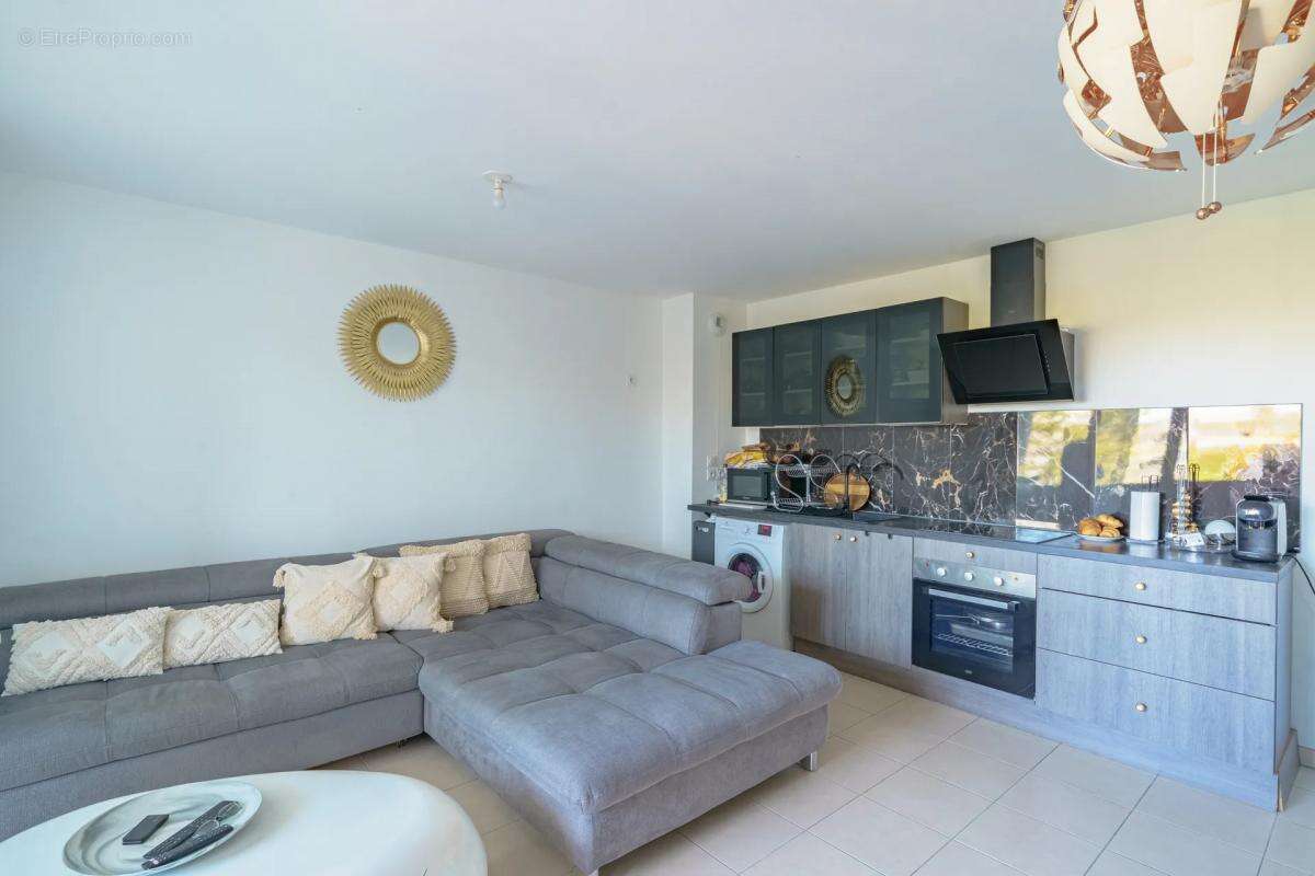 Appartement à MARSEILLE-13E