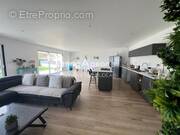 Maison à SAINT-MACAIRE-EN-MAUGES