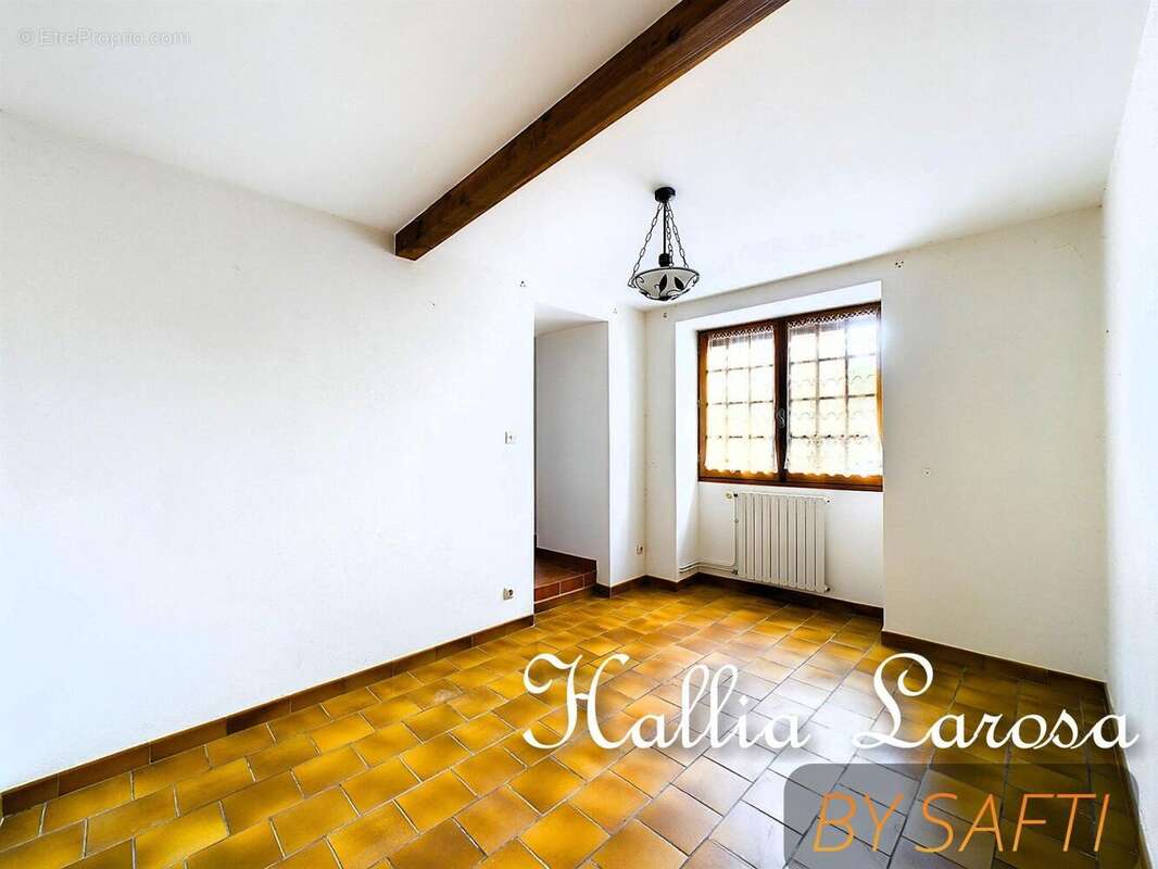 Maison 113 m² à Liglet  - photo 7